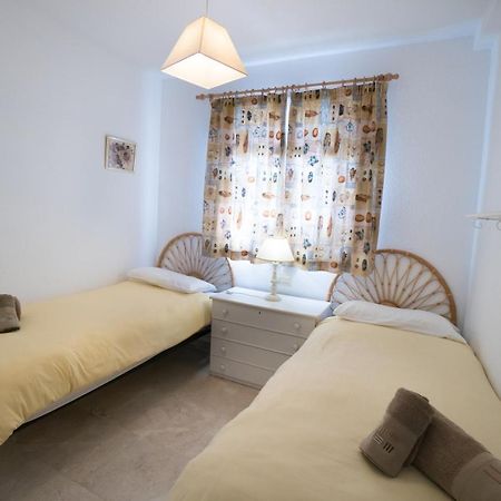 Fuentes A2 Bajo A Menyber Apartment เนร์คา ภายนอก รูปภาพ