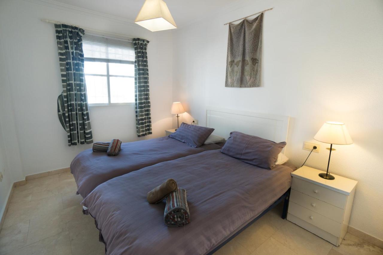 Fuentes A2 Bajo A Menyber Apartment เนร์คา ภายนอก รูปภาพ