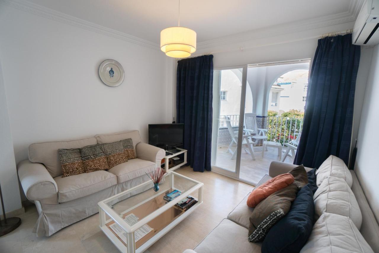 Fuentes A2 Bajo A Menyber Apartment เนร์คา ภายนอก รูปภาพ